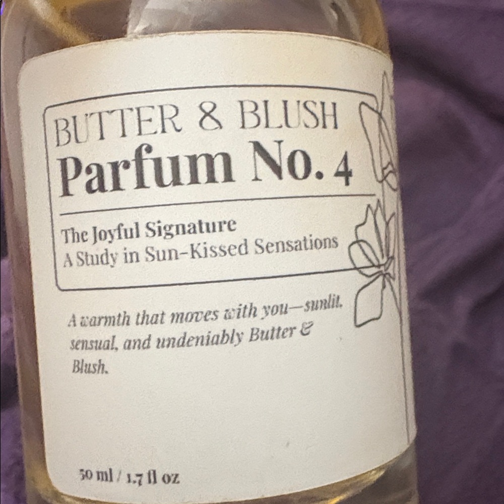 Butter & Blush No.4 - Picture 2 of 3